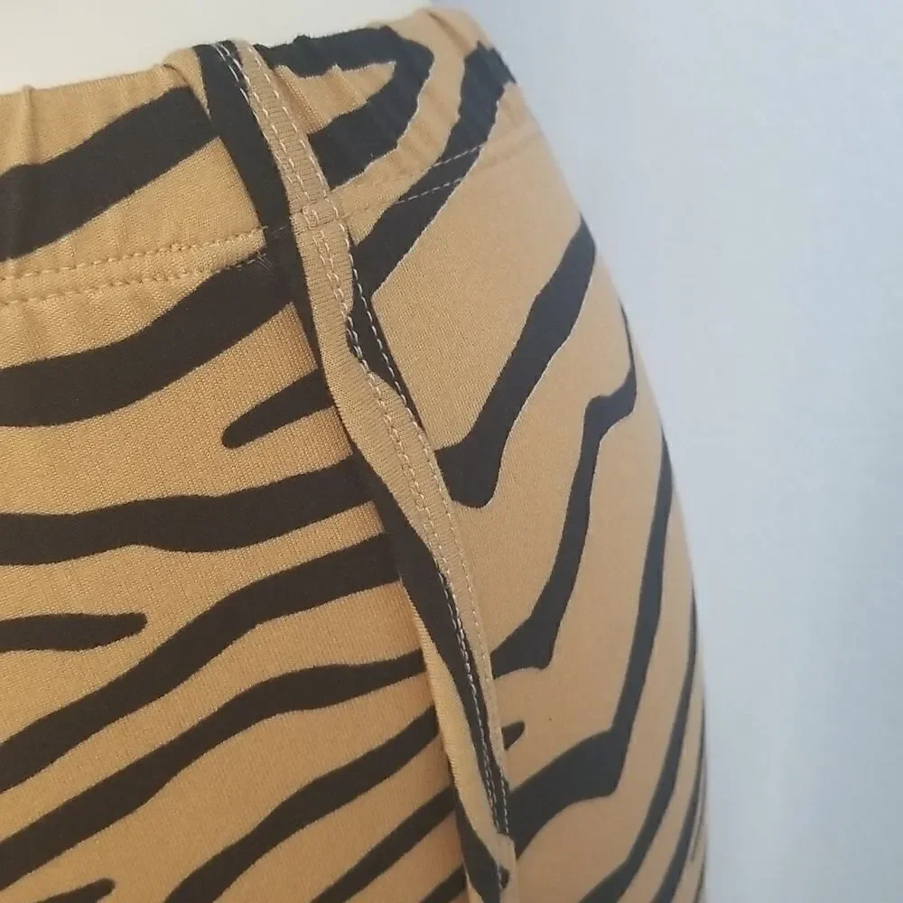 Heart & Hips Tiger Stripe Shorts